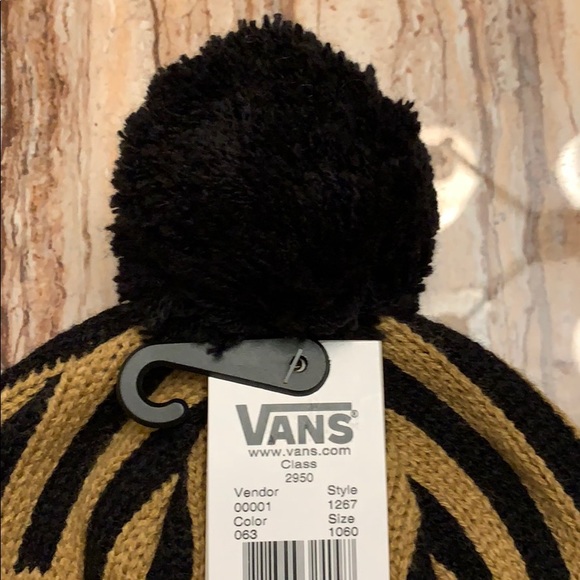Vans leopard hat. - Picture 5 of 8